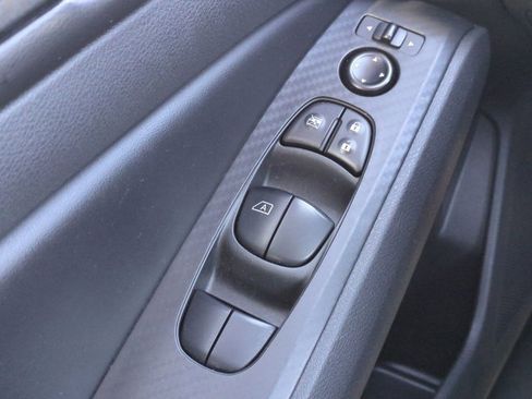 Used 2024 Nissan Altima 2.5 SV image 21