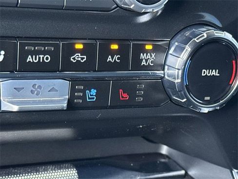 Used 2024 Ford F150 Platinum image 31