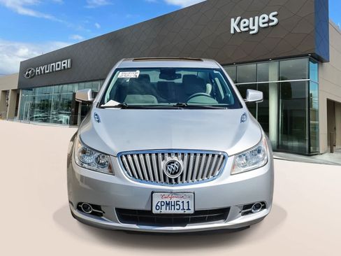 Used 2011 Buick LaCrosse CXL FWD image 2