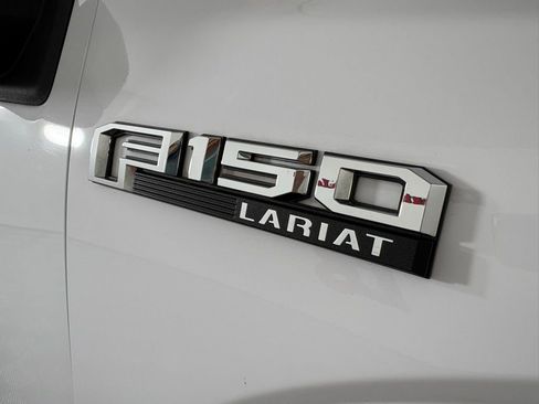 Used 2015 Ford F150 Lariat AWD/4WD image 13