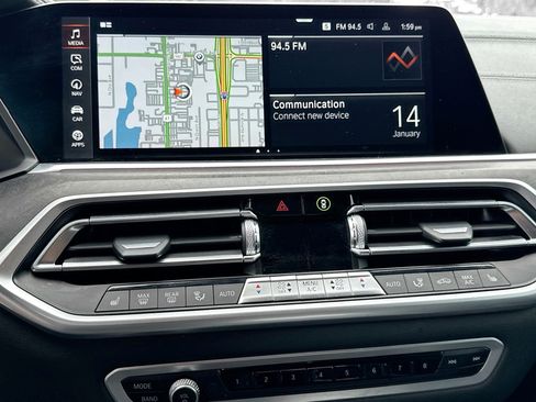 Used 2022 BMW X5 xDrive40i AWD/4WD image 33