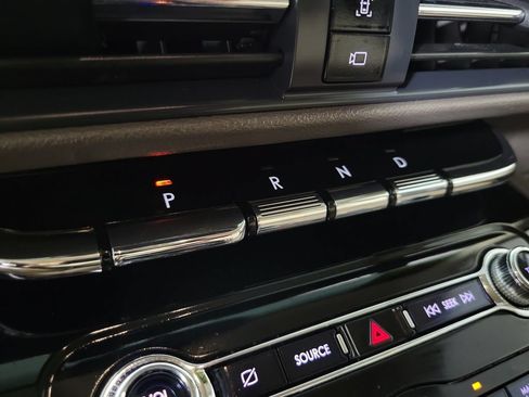 Certified 2022 Lincoln Corsair FWD w/ Premium Package image 36