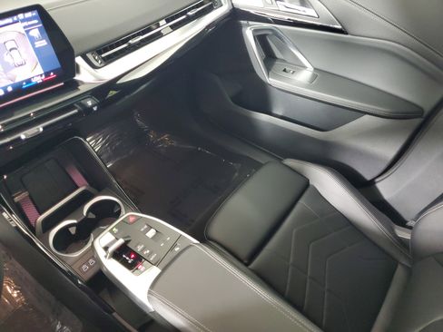 Certified 2025 BMW X2 xDrive28i w/ Premium Package image 22