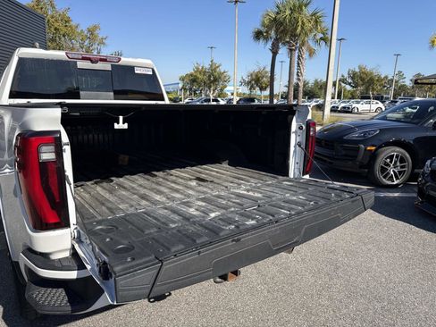 Used 2024 GMC Sierra 2500 Denali w/ Denali Reserve Package image 13