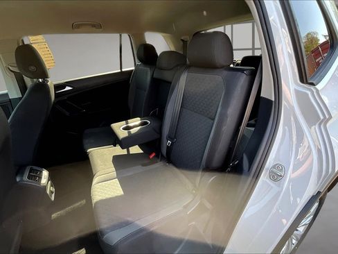 Used 2020 Volkswagen Tiguan S FWD image 22