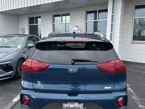 Used 2020 Kia Niro EX Premium FWD image 8