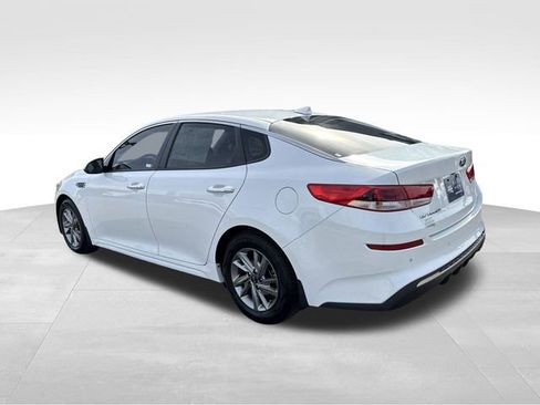 Used 2019 Kia Optima LX image 3