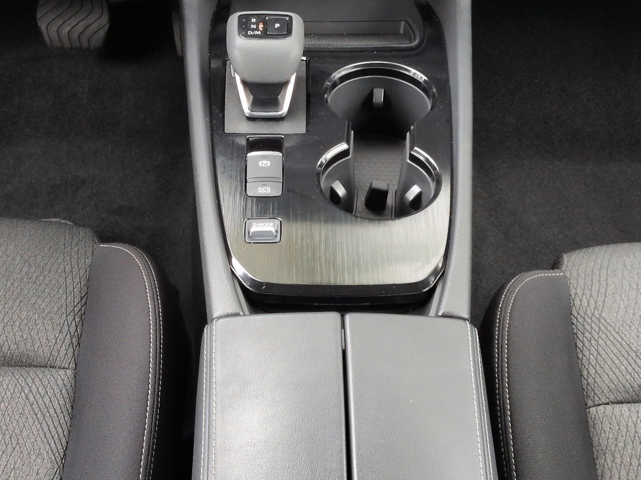 Used 2026 Nissan Rogue SV FWD image 19