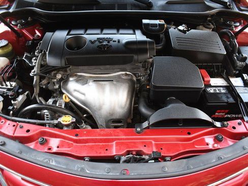 Used 2011 Toyota Camry LE w/ LE Extra-Value Pkg FWD image 29