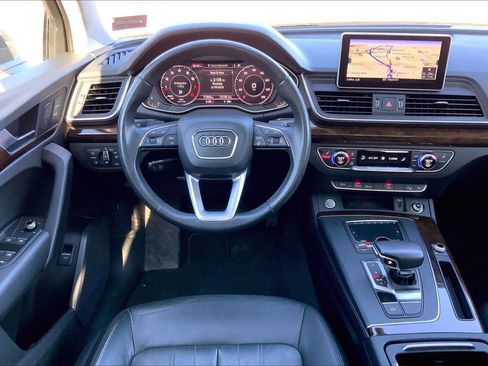 Used 2018 Audi Q5 2.0T Premium Plus w/ Premium Plus Package image 6