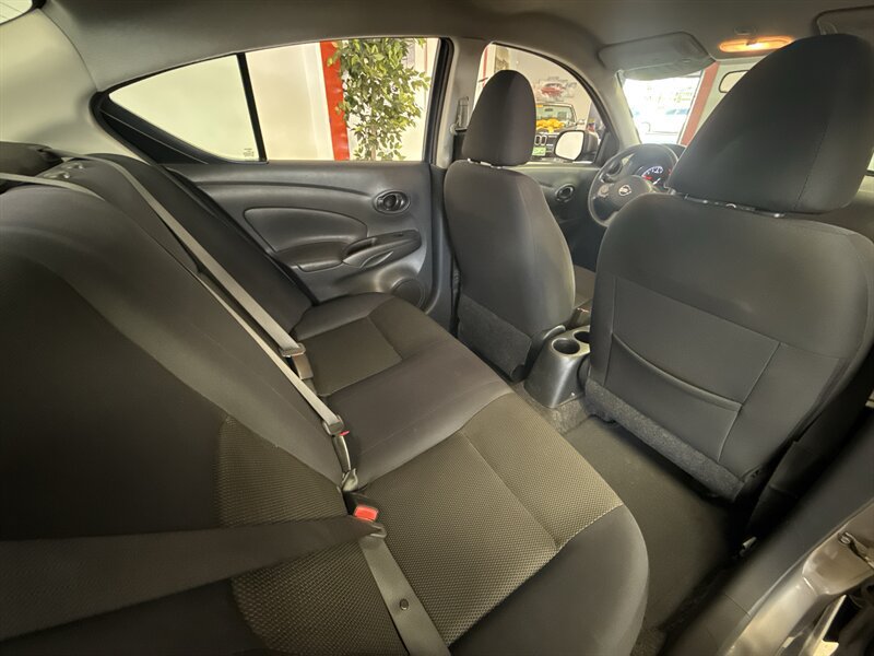 Used 2012 Nissan Versa SV w/ Convenience Pkg FWD image 21
