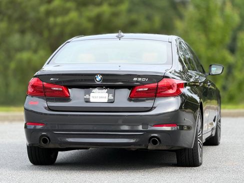 Used 2019 BMW 530i xDrive w/ Premium Package AWD/4WD image 7