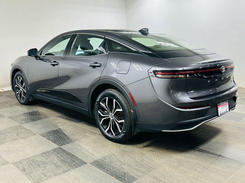 Certified 2023 Toyota Crown AWD/4WD image 4