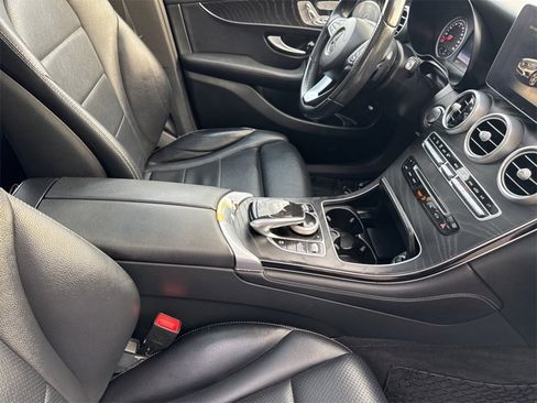 Used 2016 Mercedes-Benz GLC 300 image 27