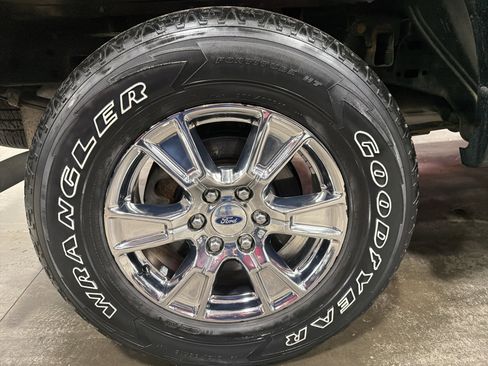 Used 2016 Ford F150 Lariat image 24