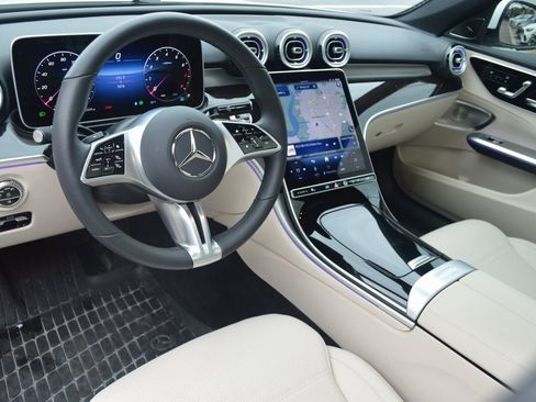 Certified 2025 Mercedes-Benz C 300 4MATIC Sedan image 4