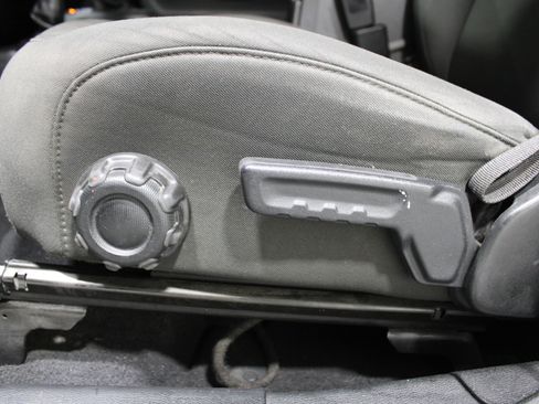 Used 2020 Jeep Wrangler Unlimited Sport S AWD/4WD image 4