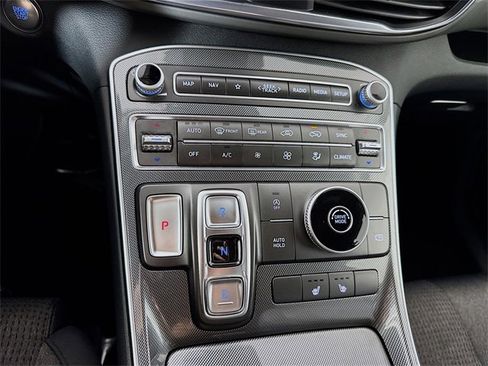 Used 2023 Hyundai Santa Fe SEL image 15