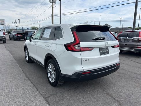 Used 2023 Honda CR-V EX-L image 3
