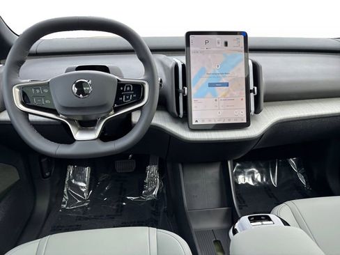 New 2026 Volvo EX30 Plus image 8
