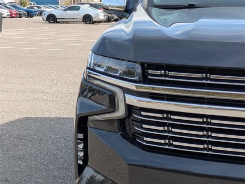 Used 2023 Chevrolet Tahoe Premier image 9