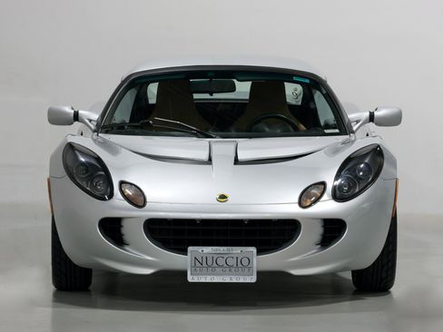 Used 2005 Lotus Elise image 8
