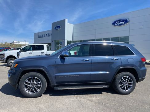 Used 2021 Jeep Grand Cherokee Limited w/ Luxury Group II image 22