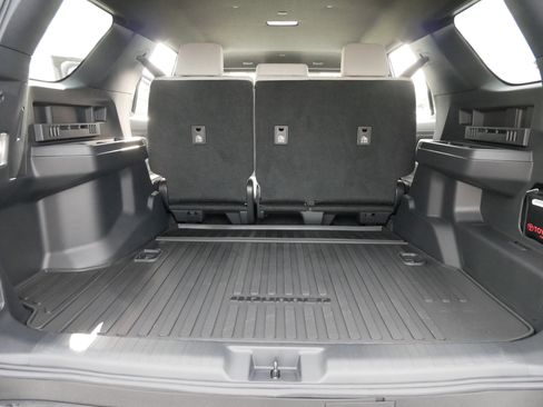 Certified 2025 Toyota 4Runner SR5 image 18