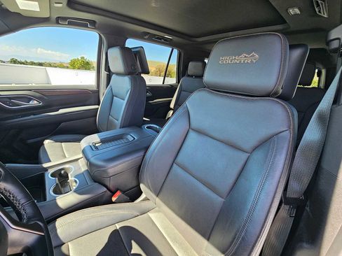 Used 2024 Chevrolet Tahoe High Country w/ Premium Package AWD/4WD image 27