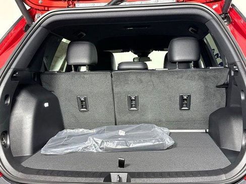 New 2026 Chevrolet Equinox LT w/ Convenience Package II image 13