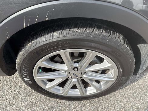 Used 2017 Ford Explorer Limited w/ Equipment Group 301A image 10