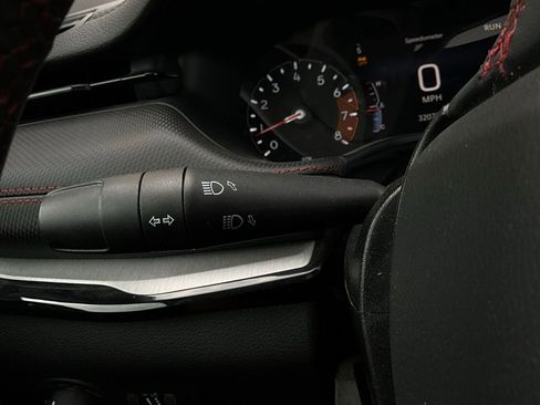 Used 2025 Jeep Compass Trailhawk image 35