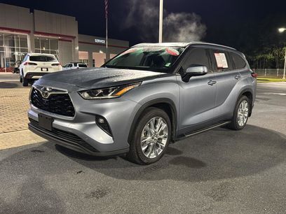 Certified 2021 Toyota Highlander Limited