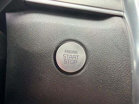 Certified 2023 Kia Sorento SX AWD/4WD image 16