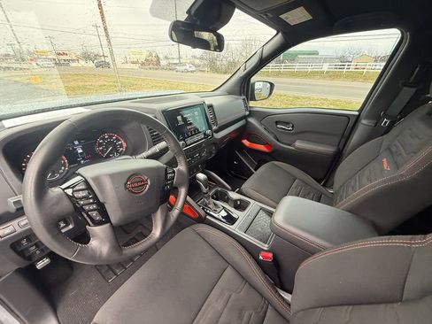 Used 2024 Nissan Frontier Pro-X w/ Pro Convenience Package image 14