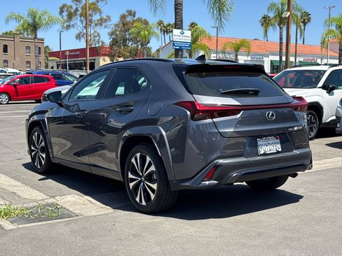 Used 2025 Lexus UX 300h AWD image 8