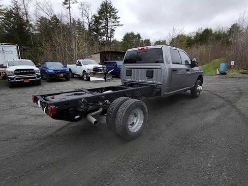 New 2024 RAM 3500 Tradesman w/ Safety Group image 8
