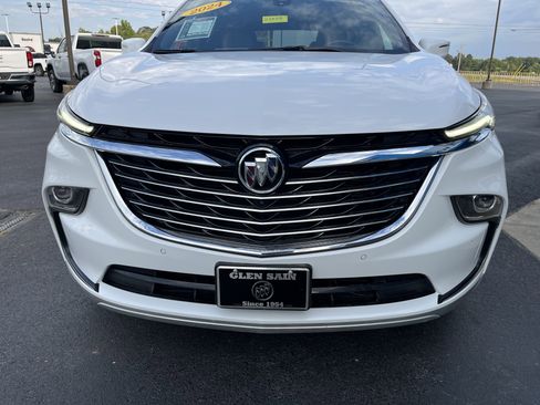 Used 2024 Buick Enclave Premium image 7
