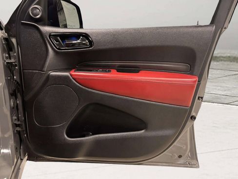 Used 2022 Dodge Durango R/T w/ Blacktop Package image 32