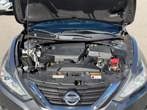 Used 2016 Nissan Altima 2.5 SV image 41