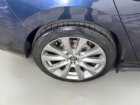 Used 2019 MAZDA MAZDA3 w/Preferred Pkg image 33