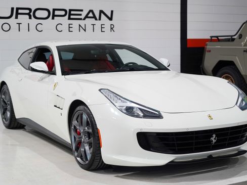 Used 2018 Ferrari GTC4Lusso T RWD image 31
