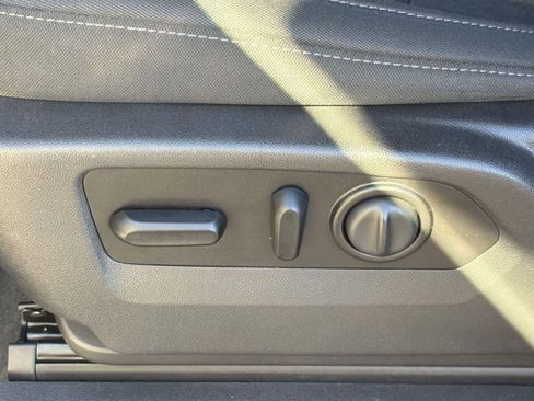 Used 2021 GMC Sierra 1500 Elevation image 25