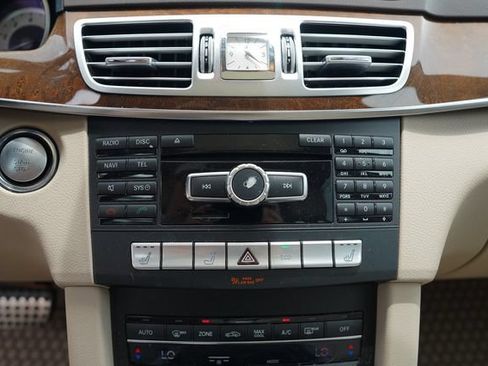 Used 2015 Mercedes-Benz E 350 4MATIC Wagon image 33