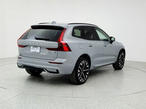 New 2026 Volvo XC60 B5 Ultra w/ Protection Package Premier image 5