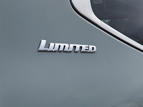 New 2026 Toyota Tundra Limited AWD/4WD image 4