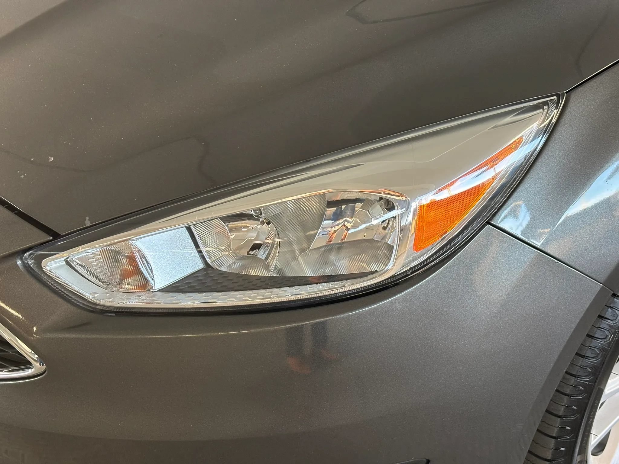 Used 2016 Ford Focus SE w/ SE Cold Weather Package FWD image 10
