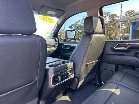 Used 2024 Chevrolet Silverado 2500 LTZ w/ LTZ Plus Package image 35