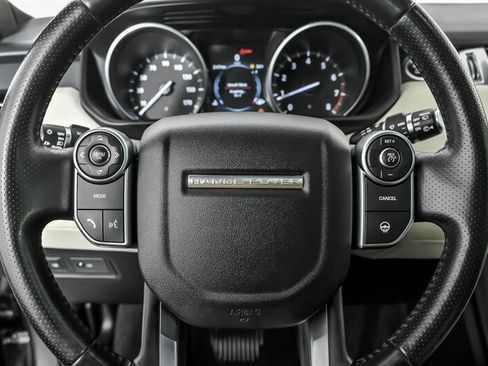 Used 2017 Land Rover Range Rover Sport HSE image 25