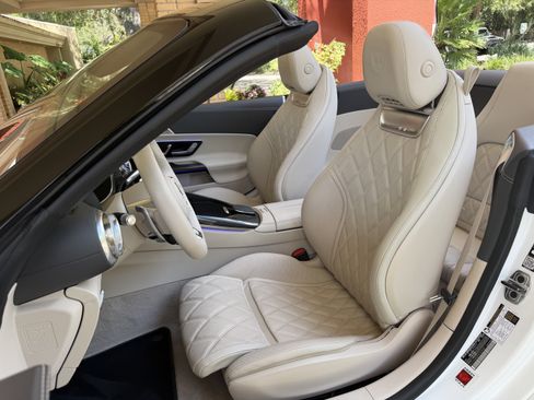 Used 2022 Mercedes-Benz SL 55 AMG 4MATIC image 20